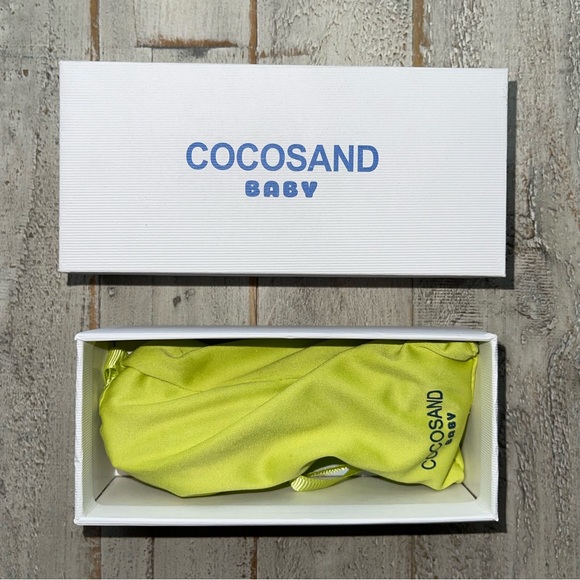 COCOSAND Baby Sunnies ages 0-2 EUC light pink w case & more - Picture 2 of 7